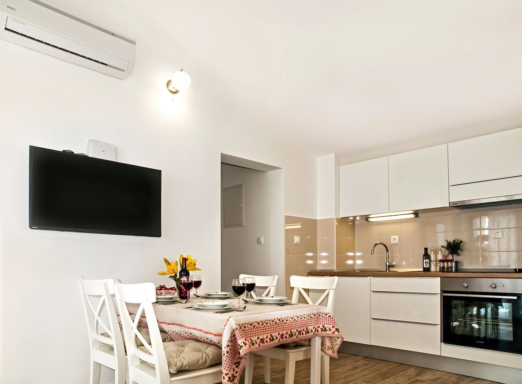 House Dunja