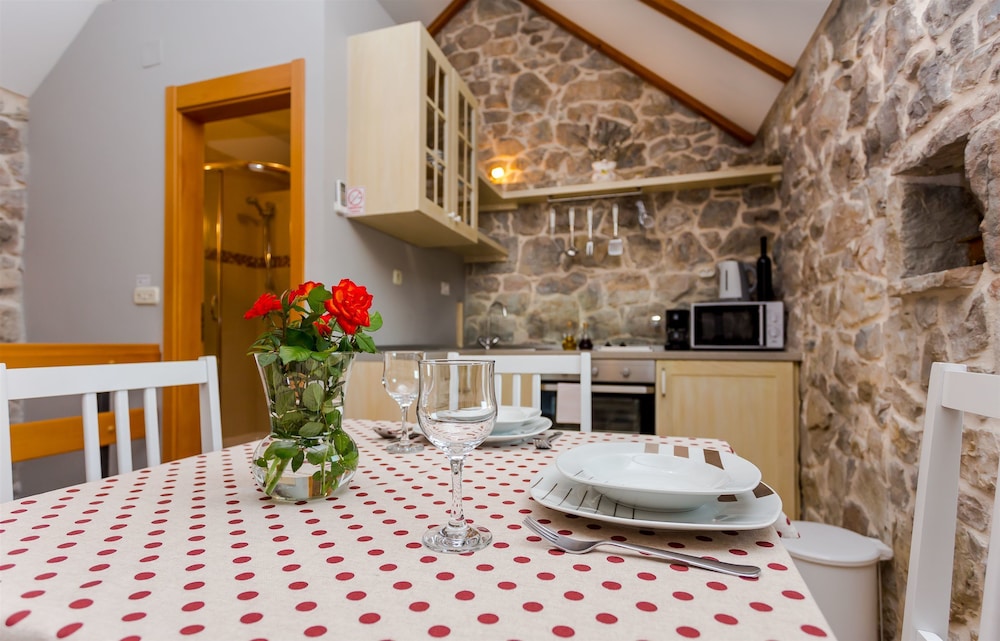 House Gordana