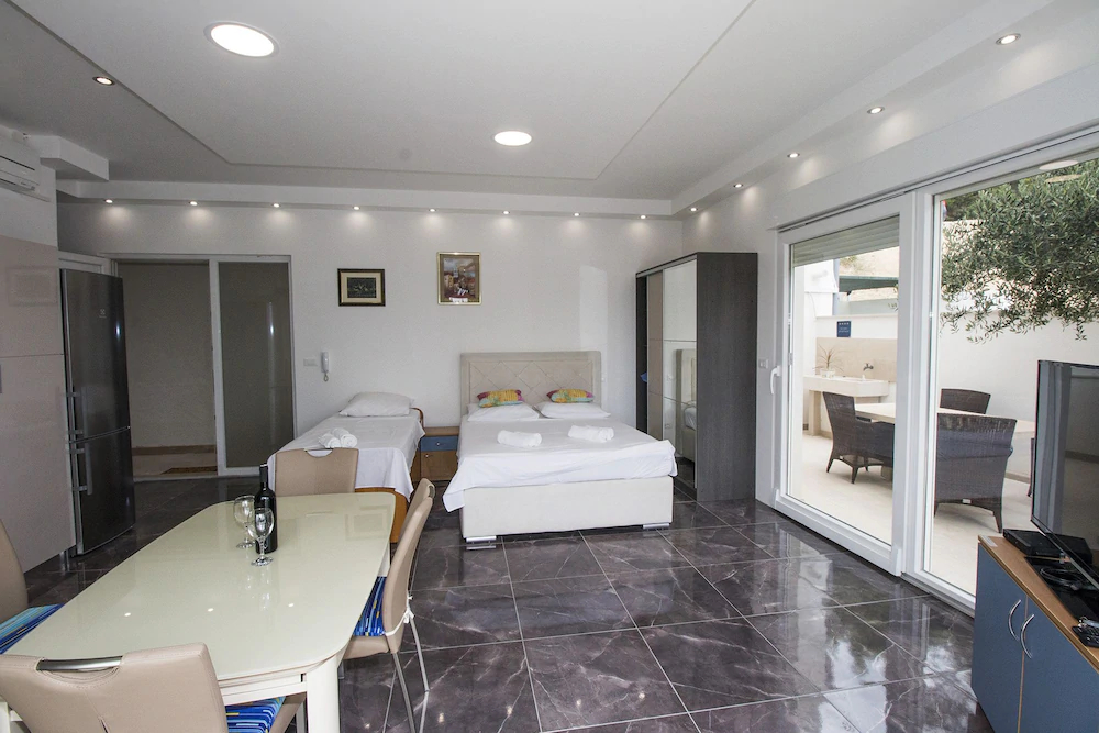 Luxury Apartment Ina