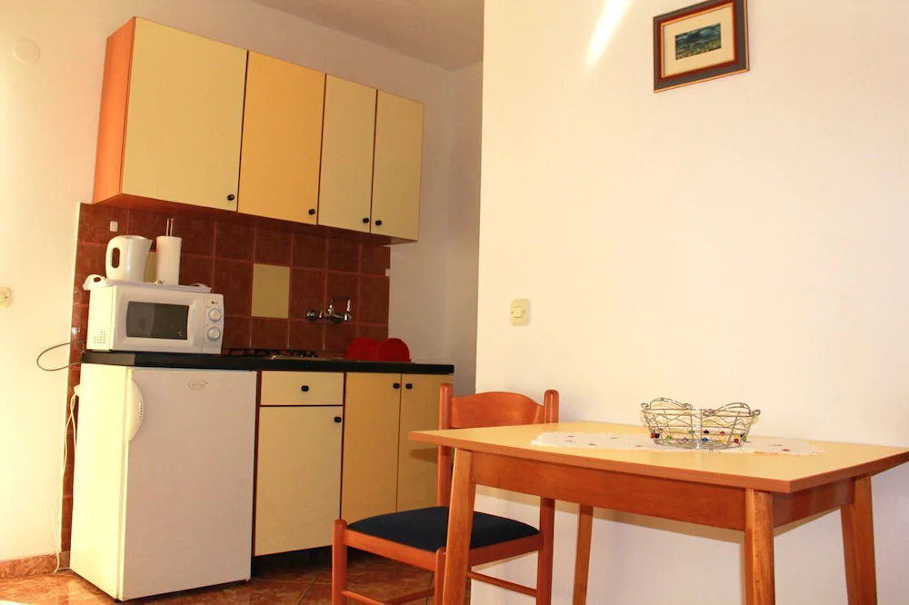 Antonio Apartments by To Islands Travel