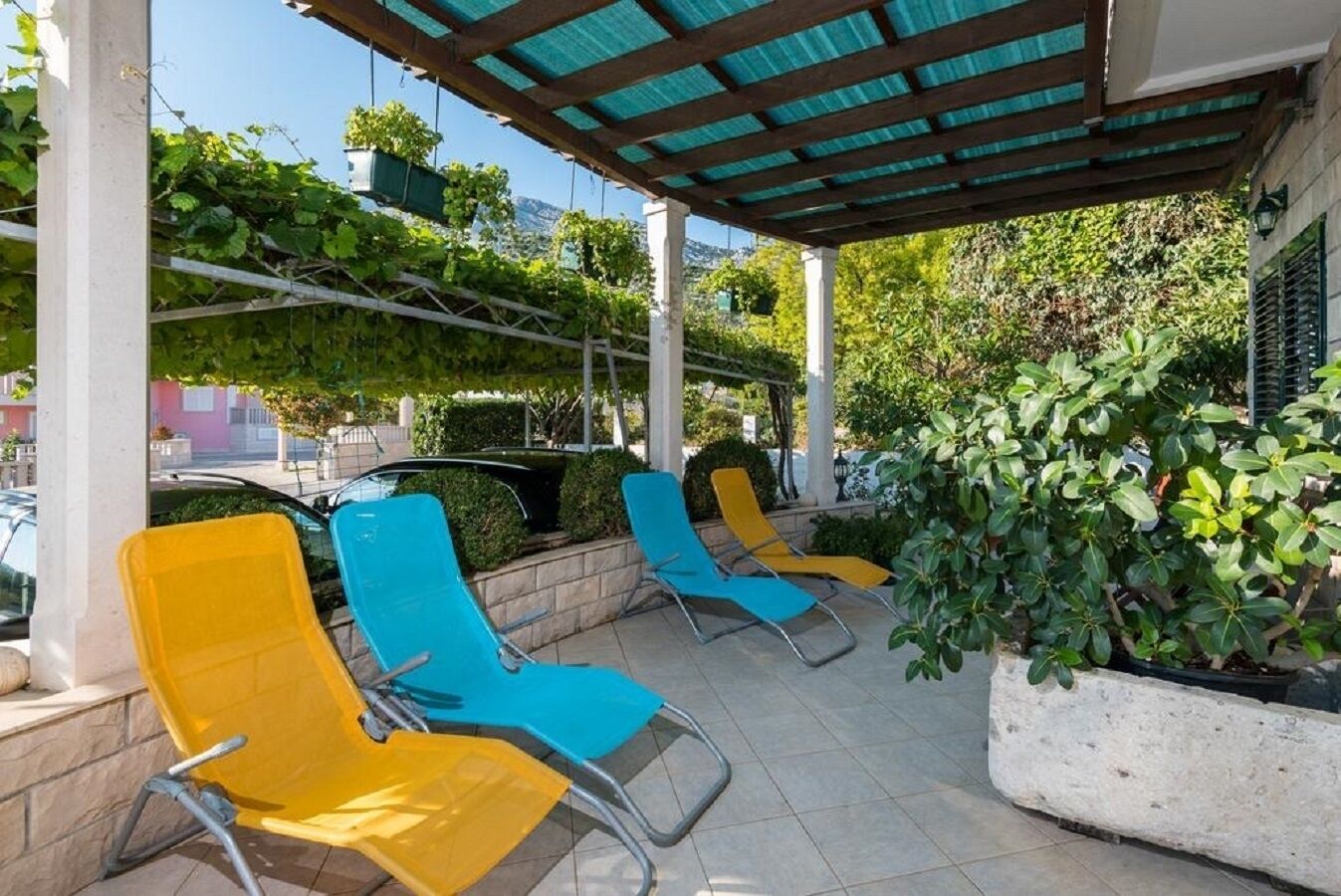 Apartments Ivo