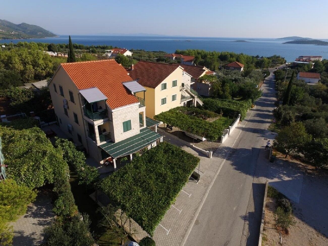 Apartments Ivo