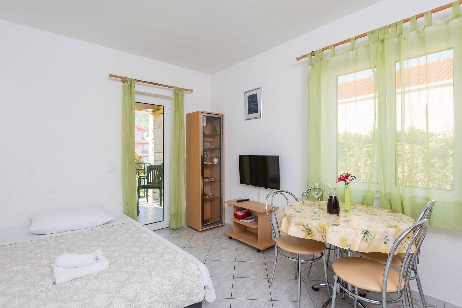 Apartments Ivo