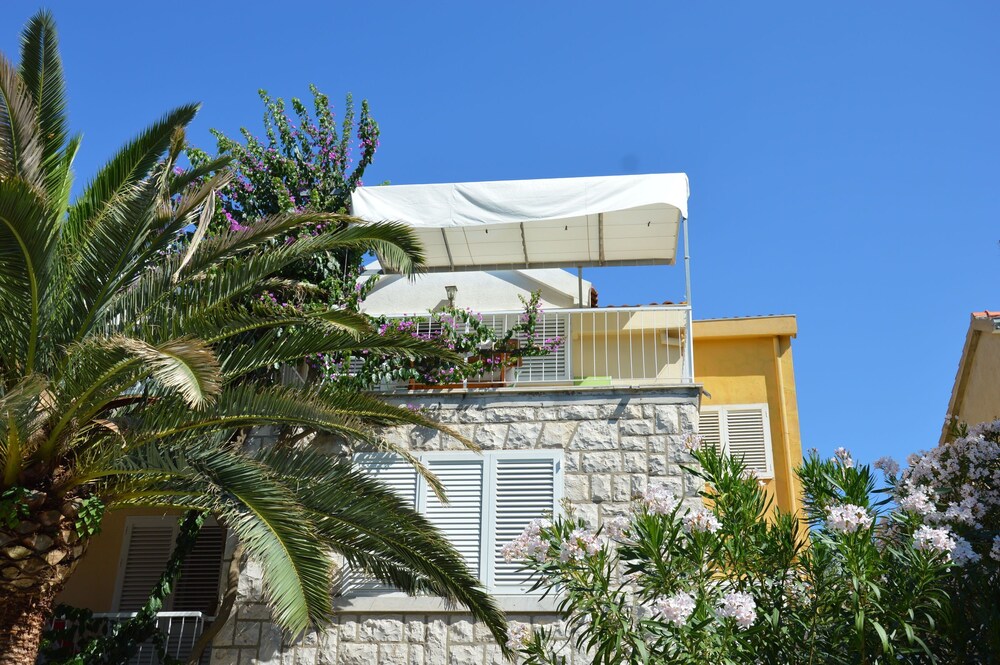 Apartments Jaksa