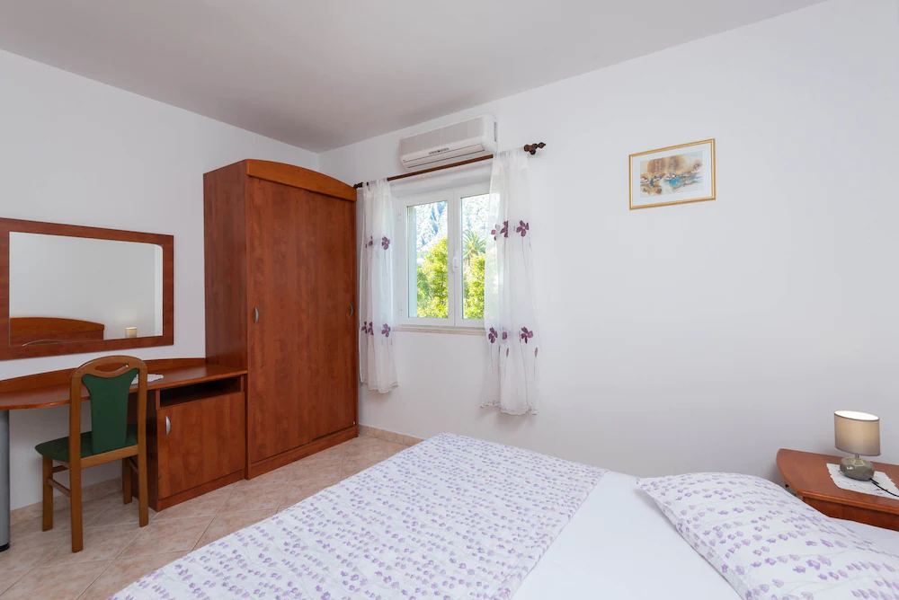 Apartments Jaksa