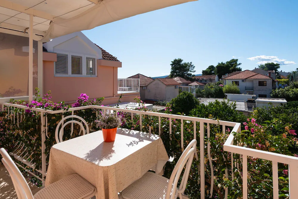 Apartments Jaksa