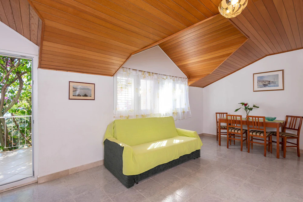 Apartments Jaksa