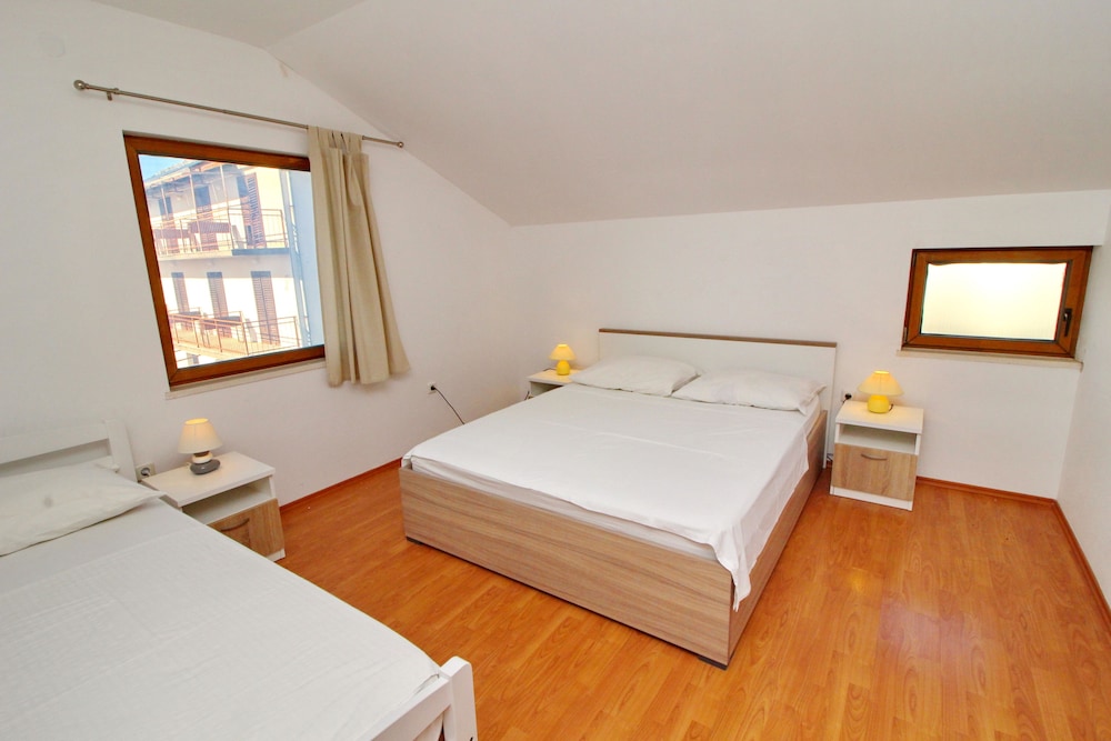Apartments Markovic