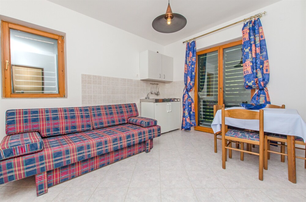 Apartments Spomenka