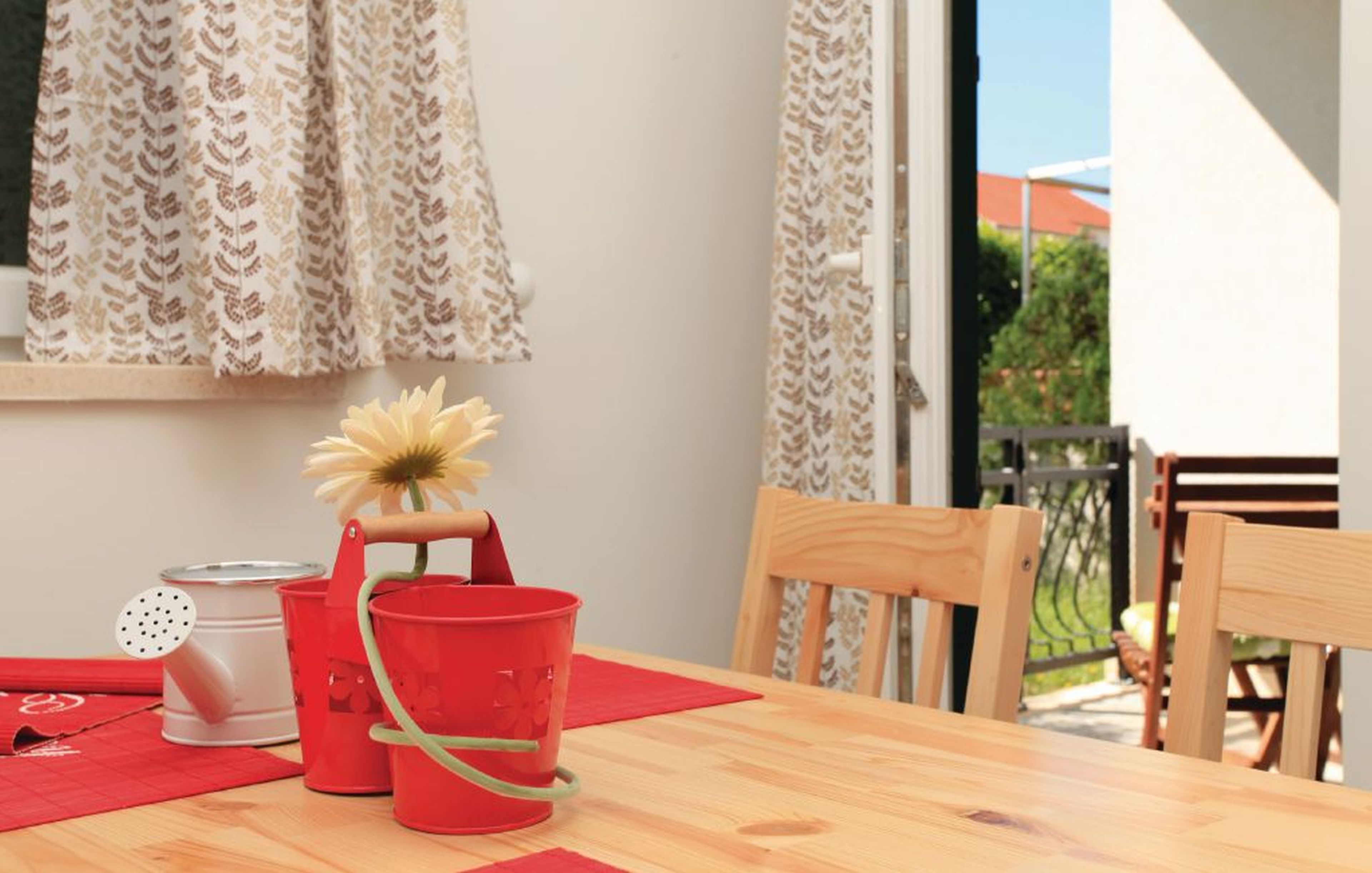 Apartments Trstenica