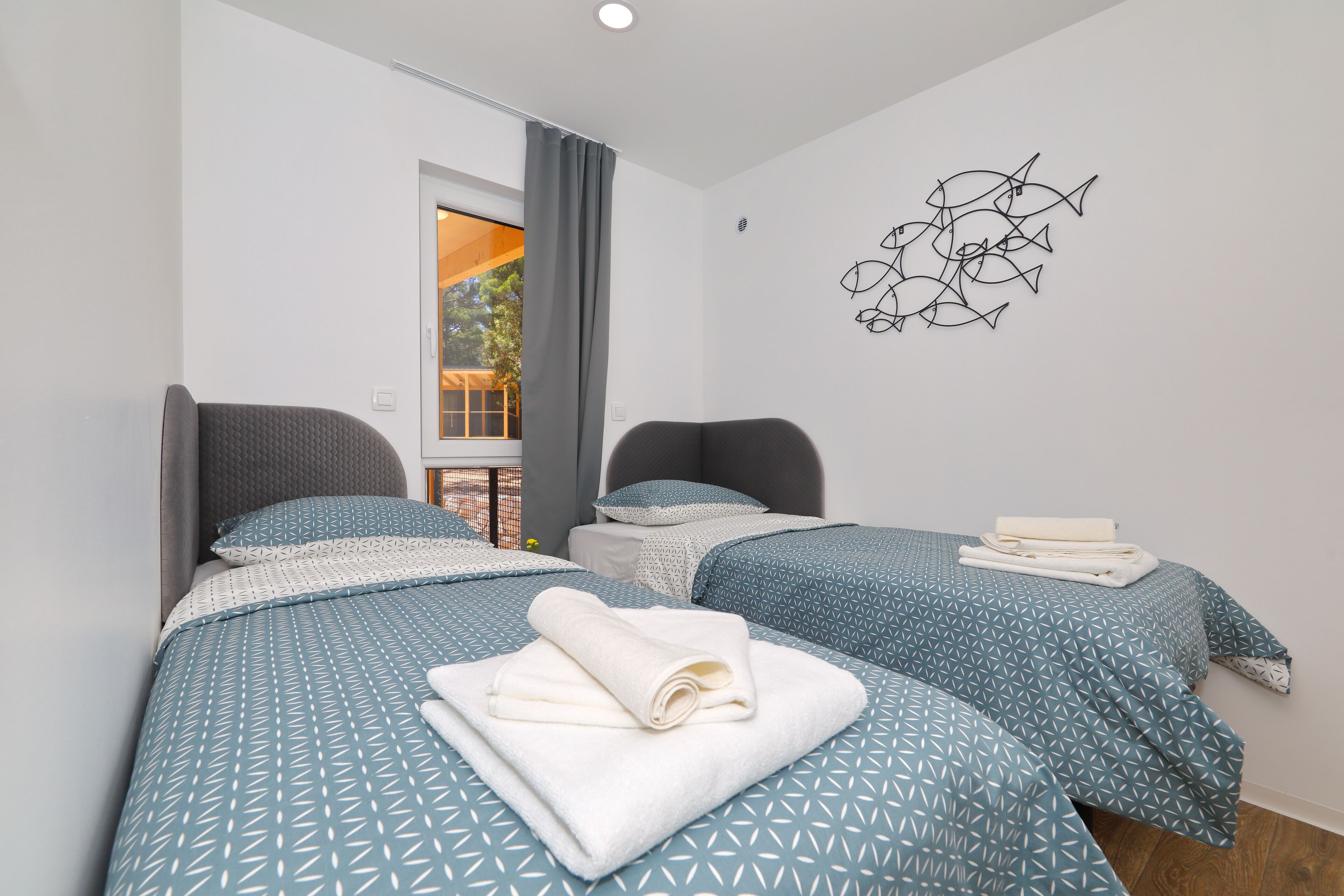 Pine Beach Pakostane - Glamping Homes