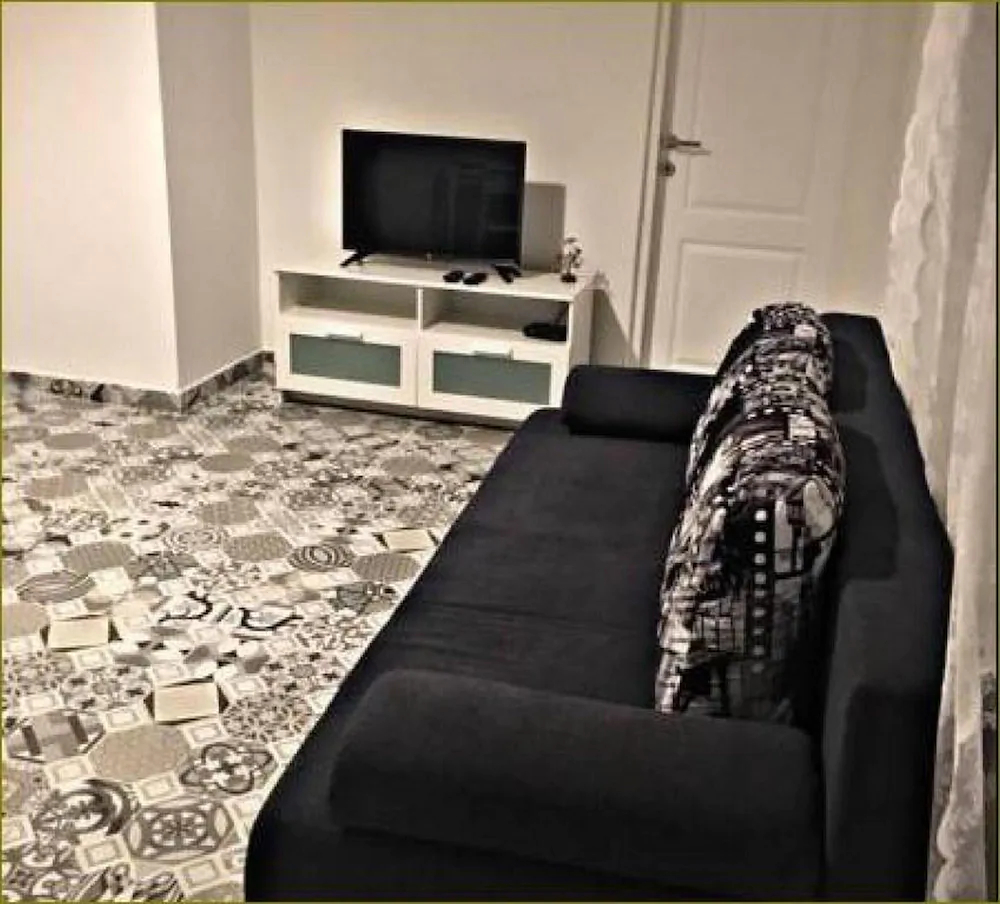 Apartments Mira
