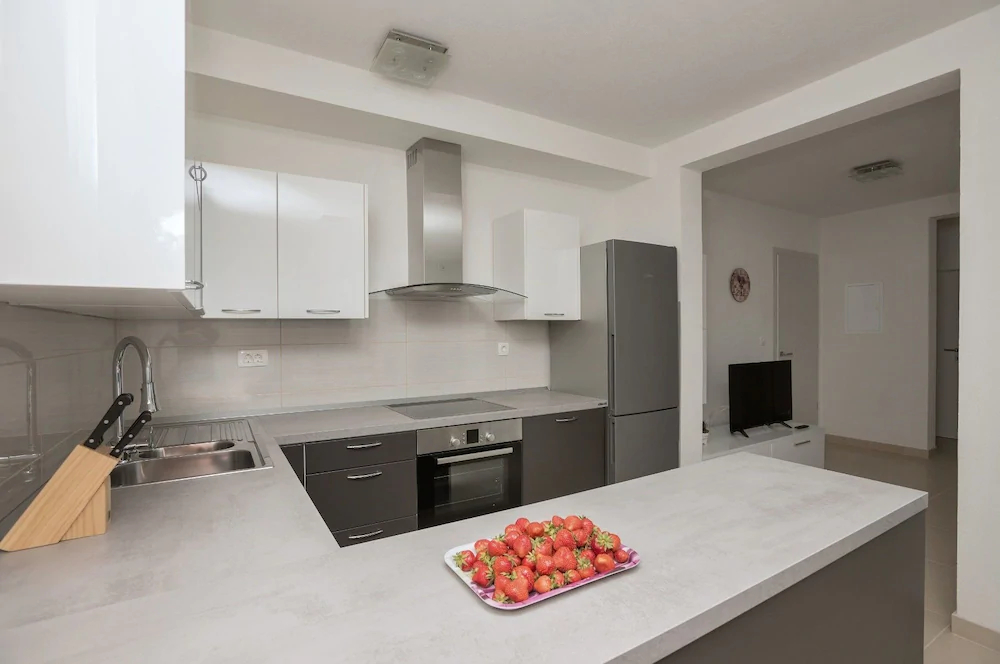Apartment Mladen