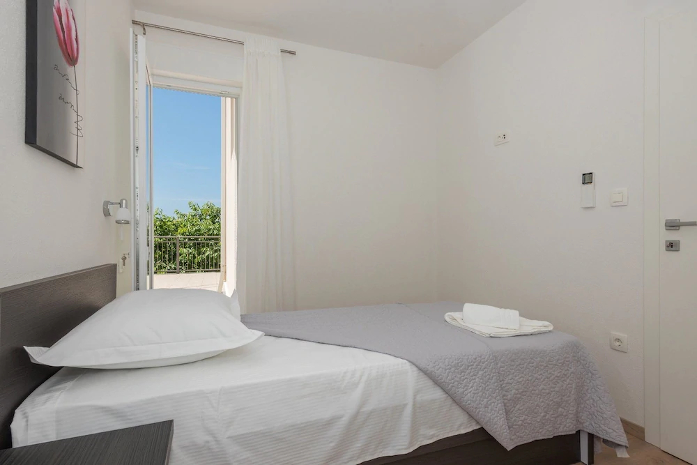 Apartment Mladen