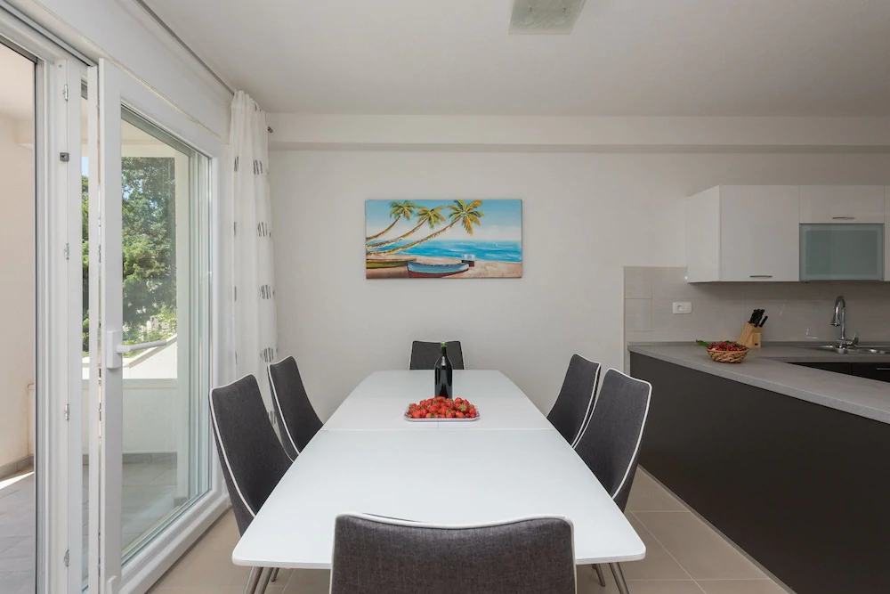 Apartment Mladen