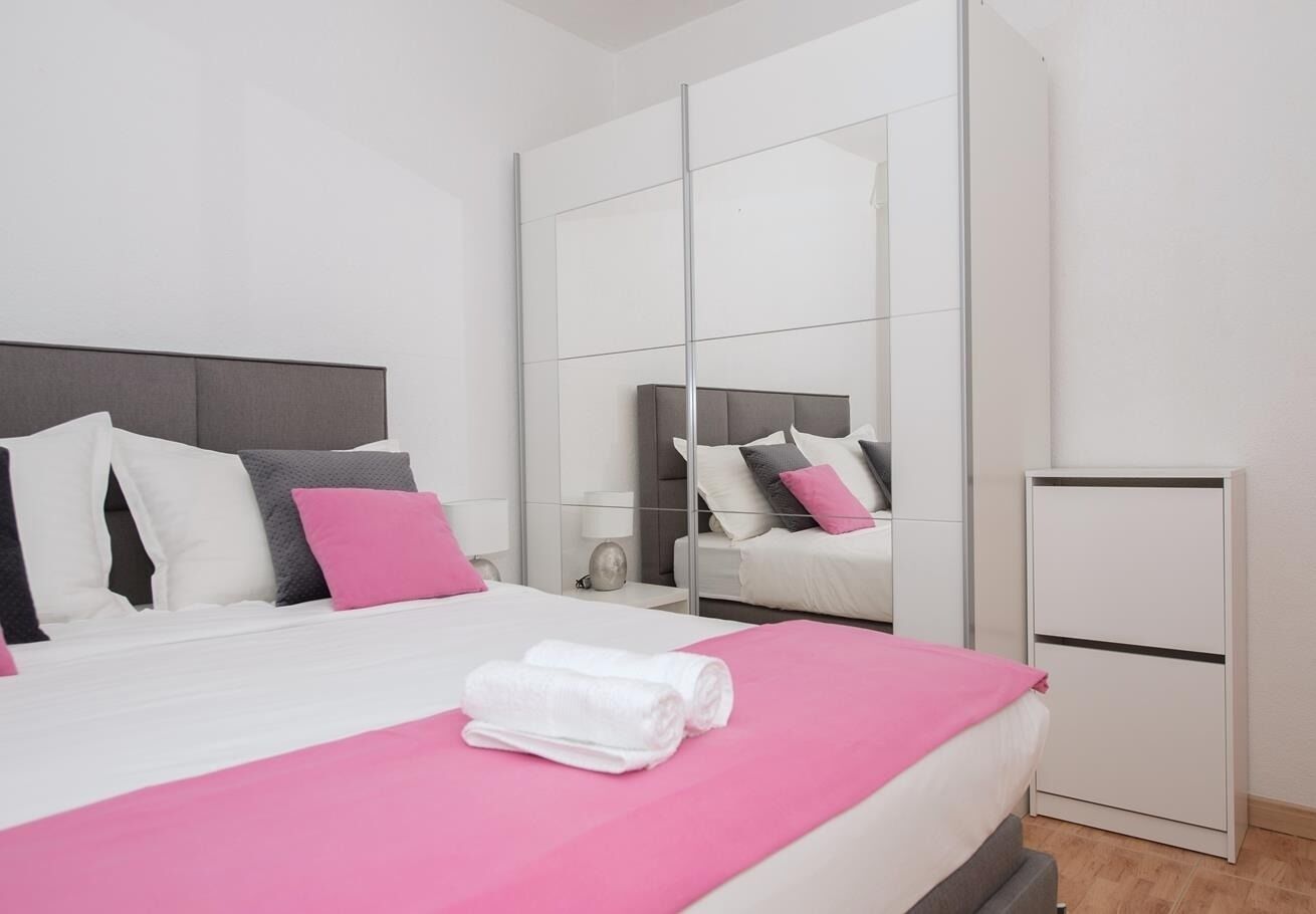 Apartments Ivi