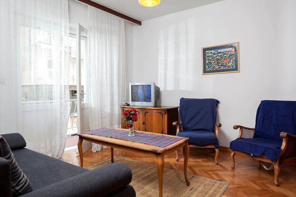 Apartments Lidija