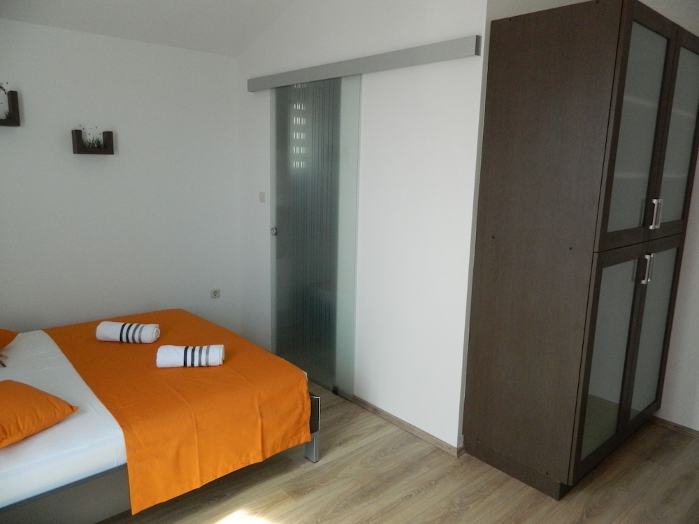 Apartments Marinovic