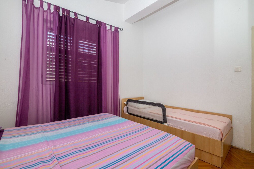 Apartments Tolj