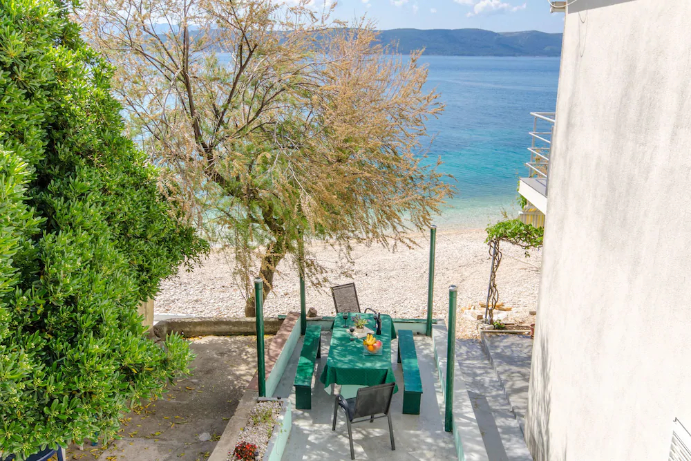 Beach House Toma
