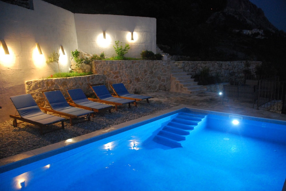 Villa Ena