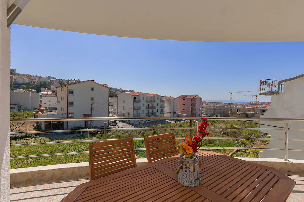 Apartments Aqua