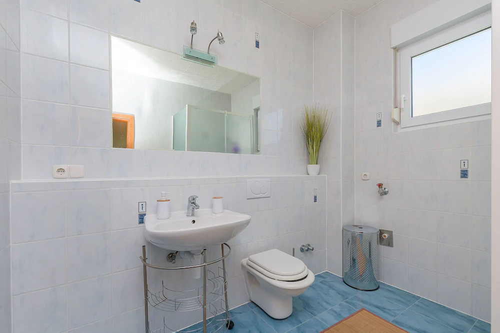 Apartments Aqua