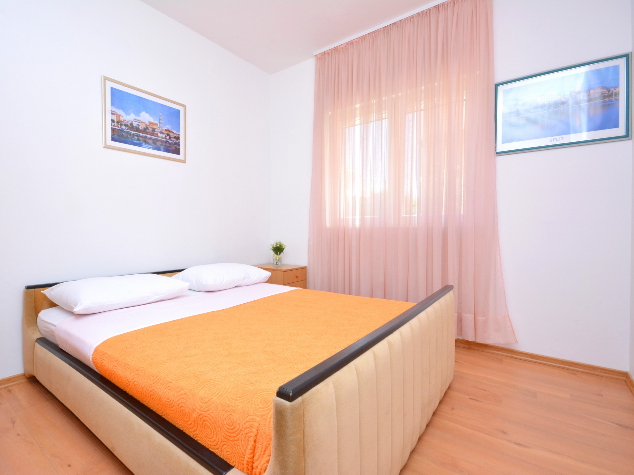Apartments Elza