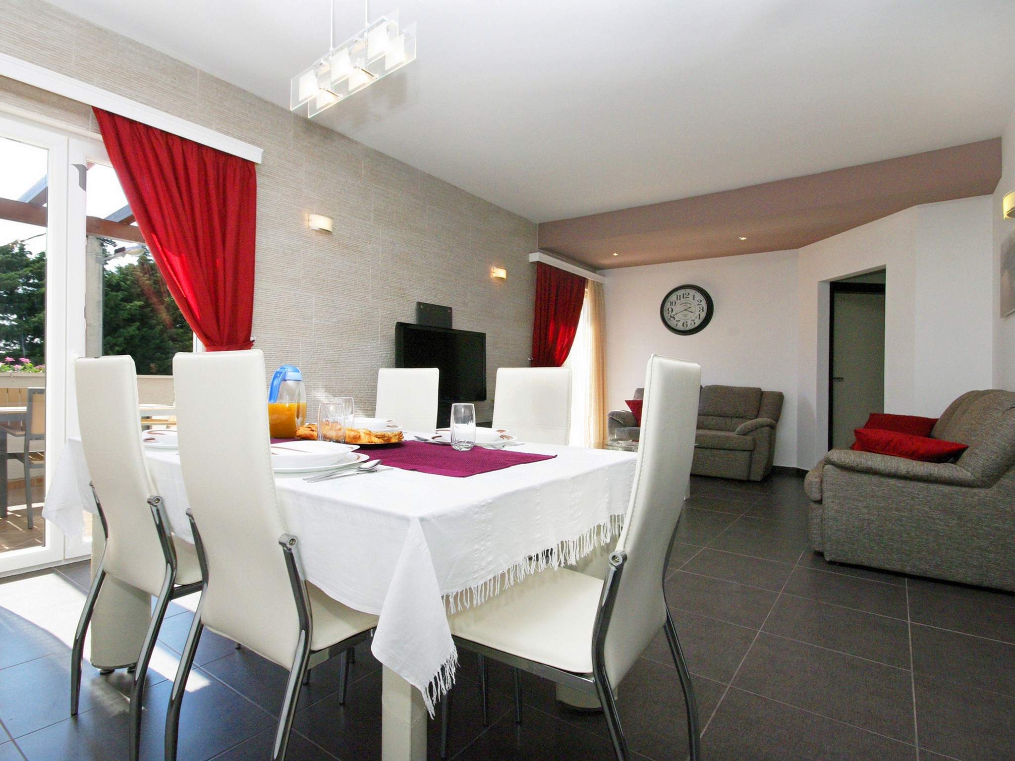Apartments Elza