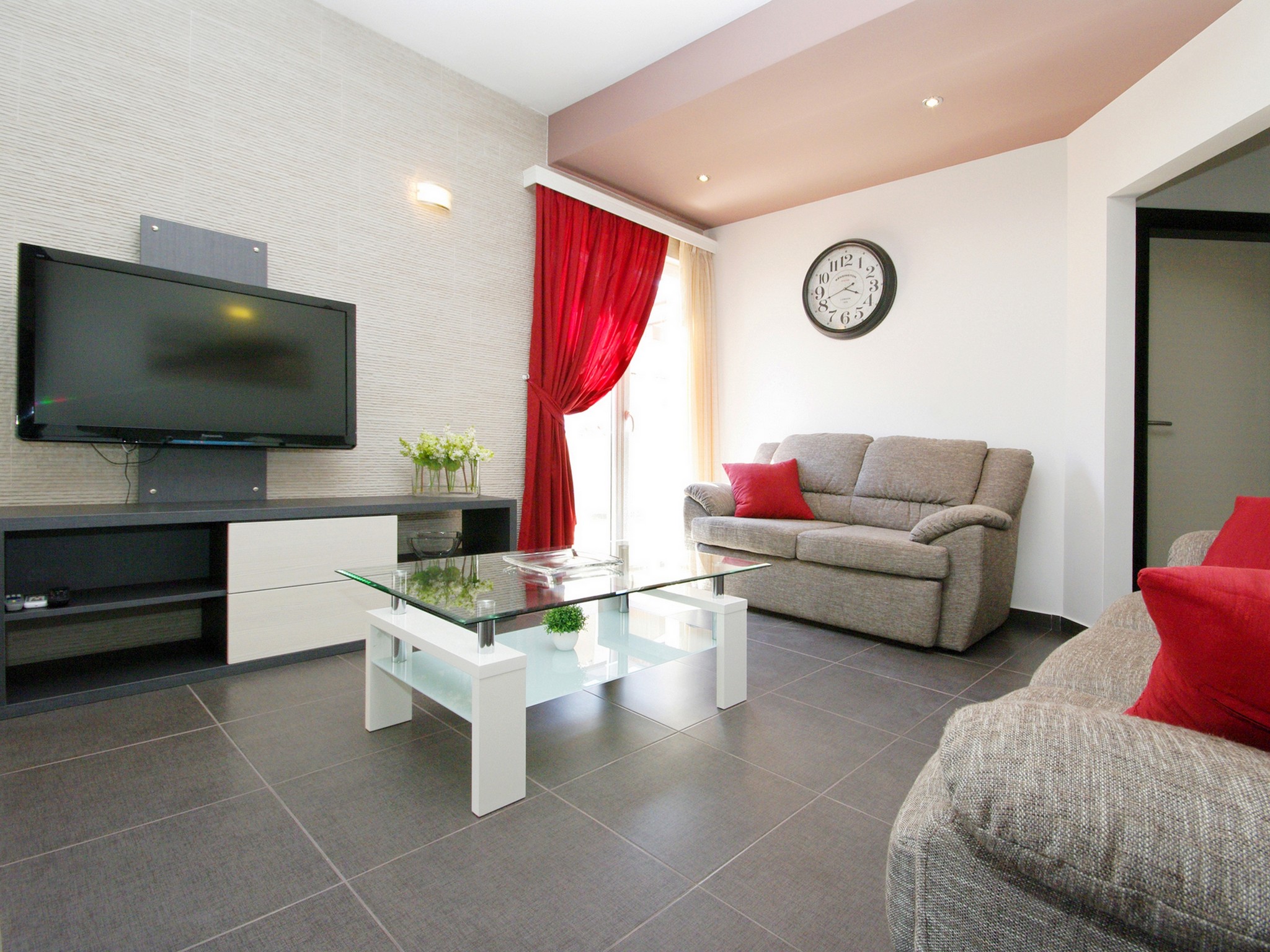 Apartments Elza