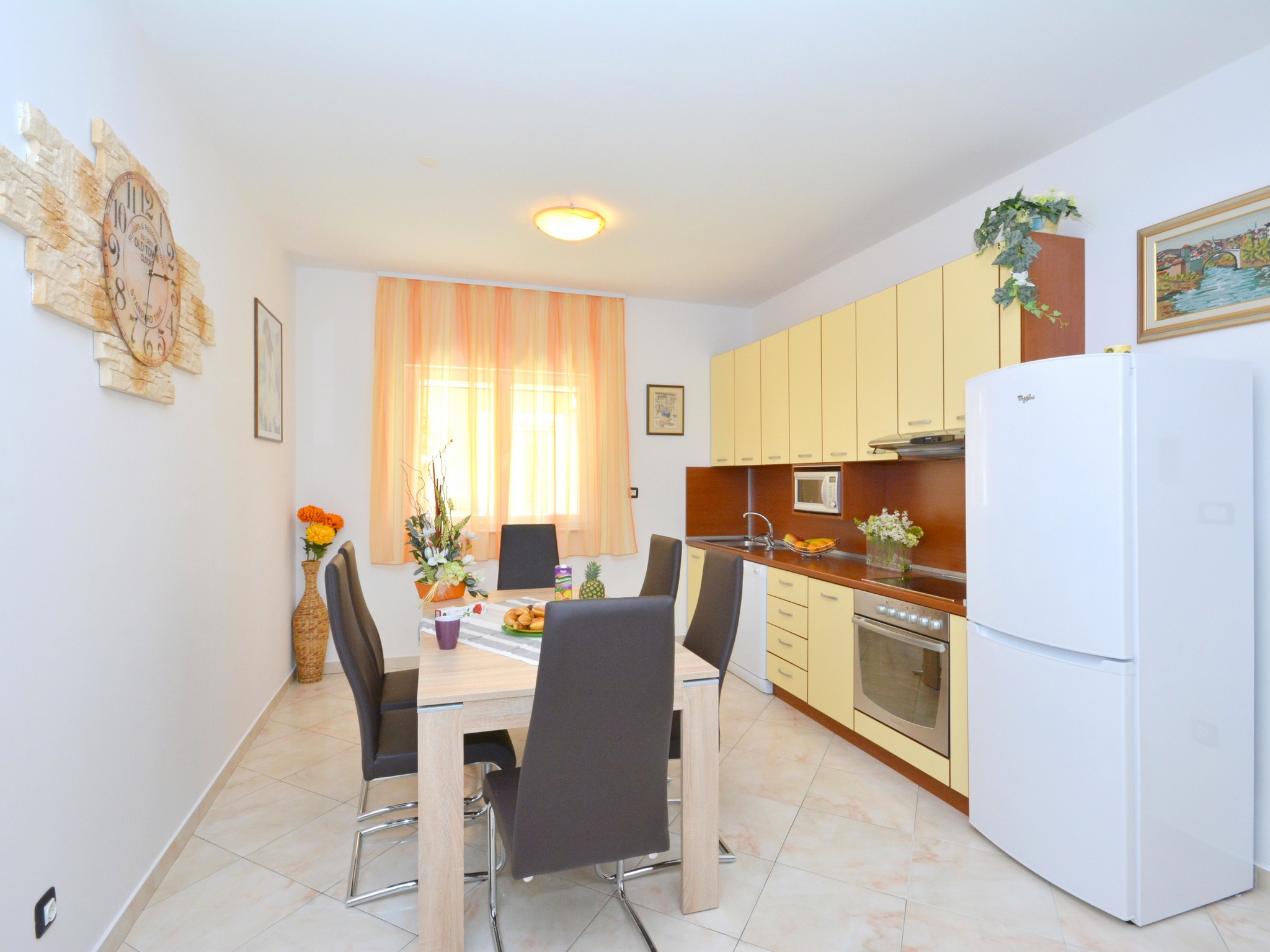 Apartments Elza