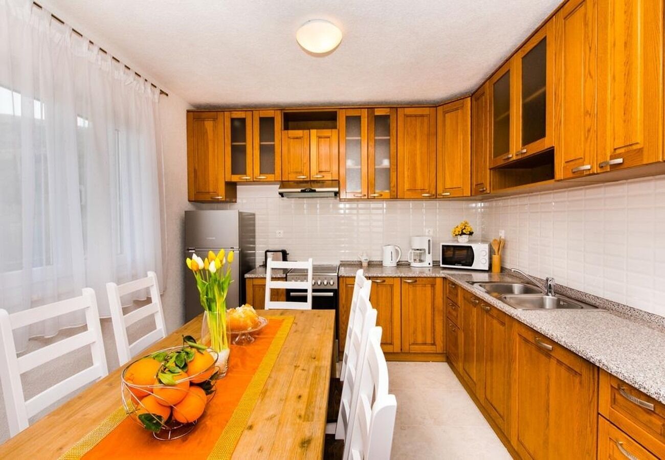 Apartments Mariska
