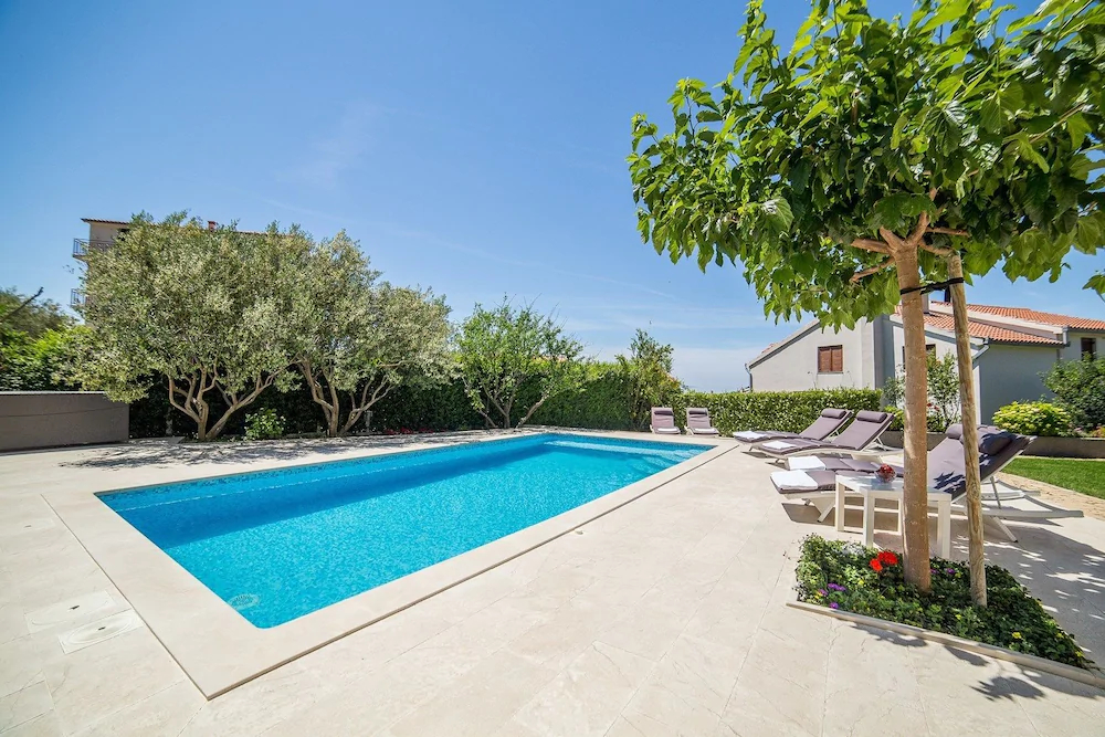 Apartments Milas