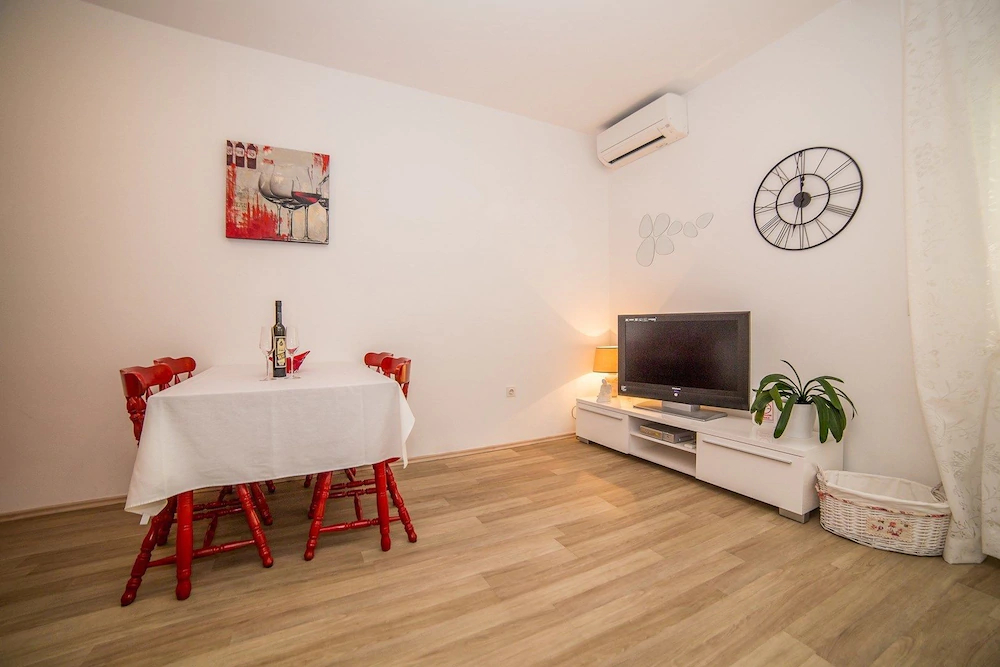 Apartments Milas