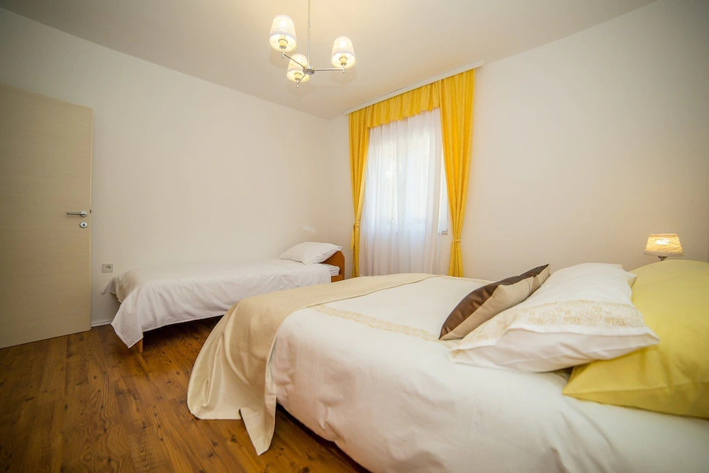 Apartments Milas