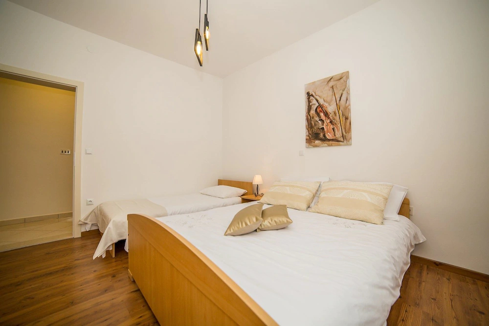 Apartments Milas