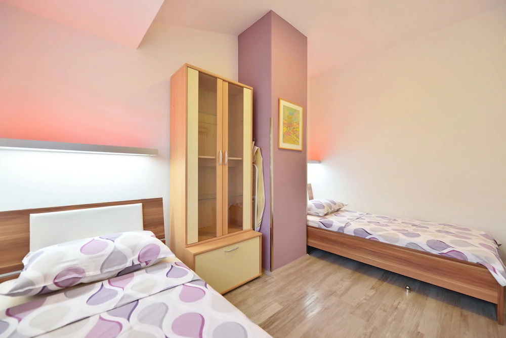 Apartments Mutogras