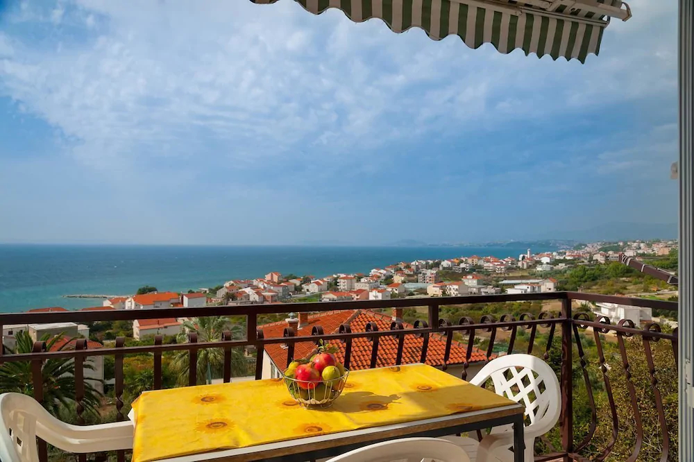 Apartments Radeljic