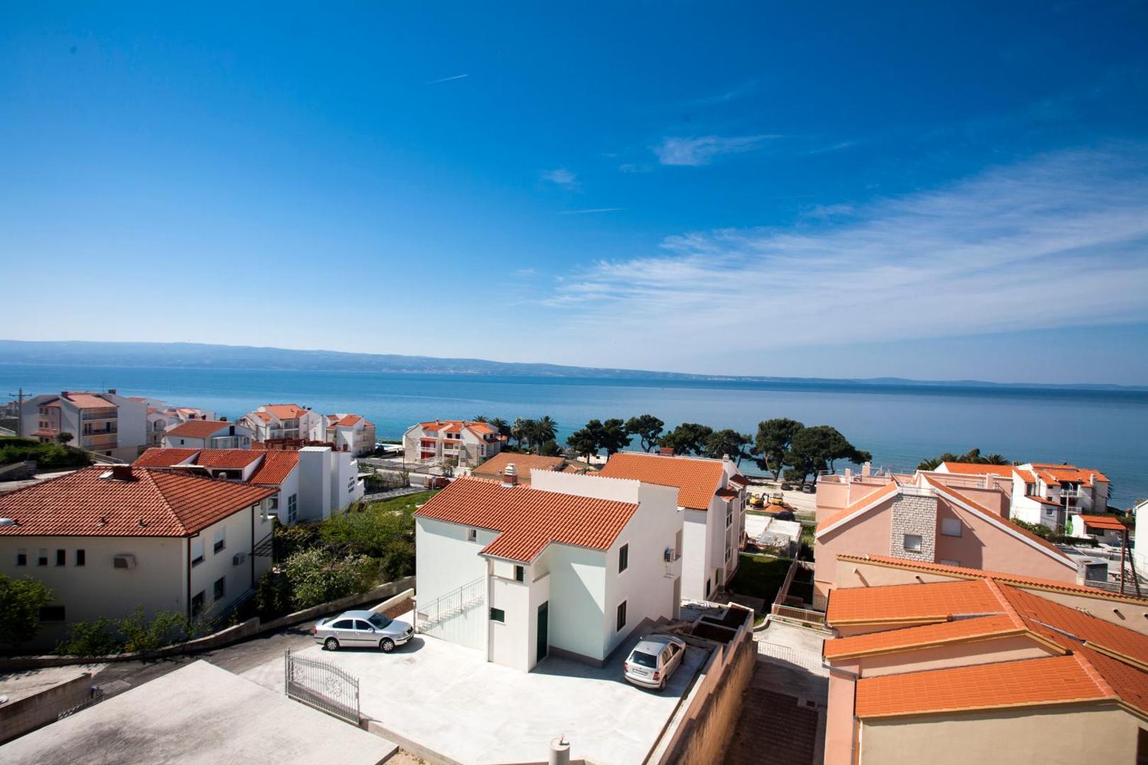 Apartments Tresnja