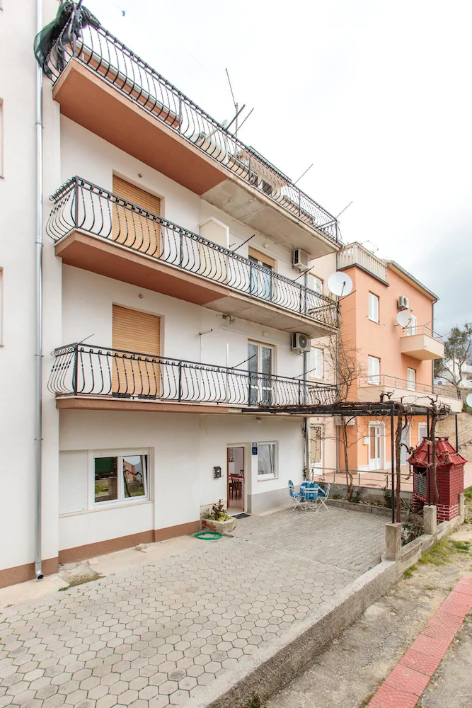 Apartments Villa Dane