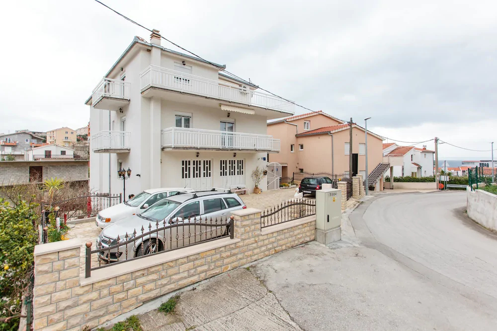 Apartments Villa Dane