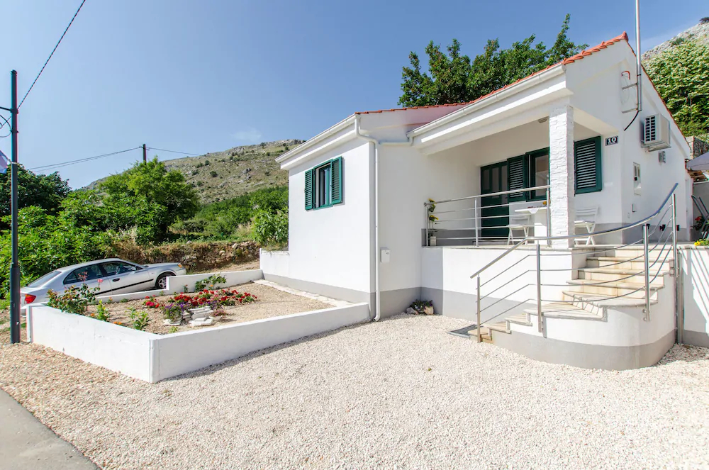House Roza