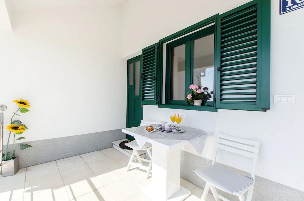 House Roza