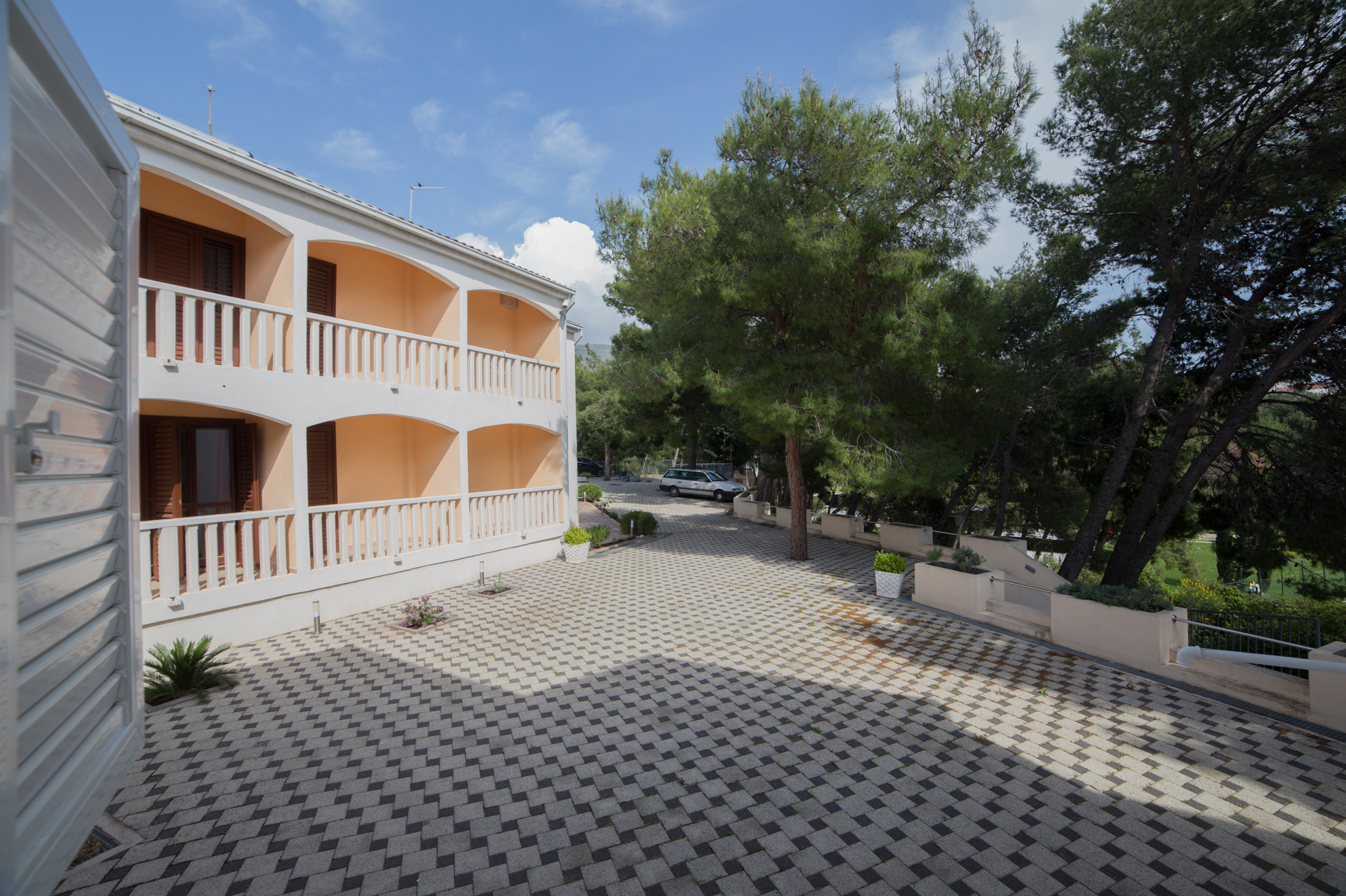 Apartments Lavica Beach Dumicic