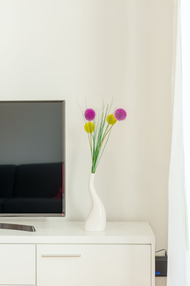 Lct Oleander Apartments