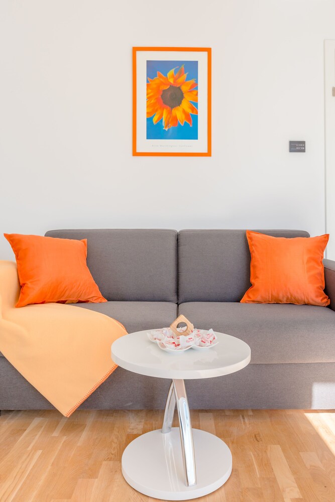 Lct Oleander Apartments