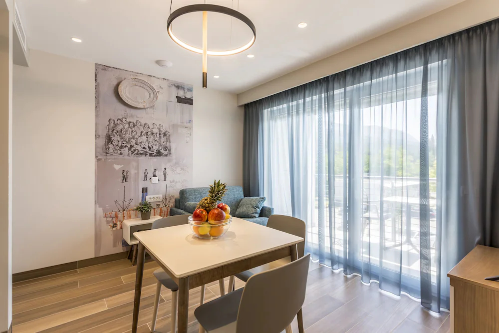 Ringo Apartments