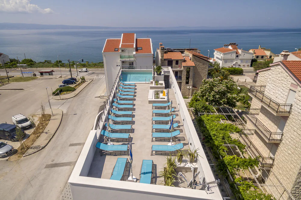Ringo Apartments
