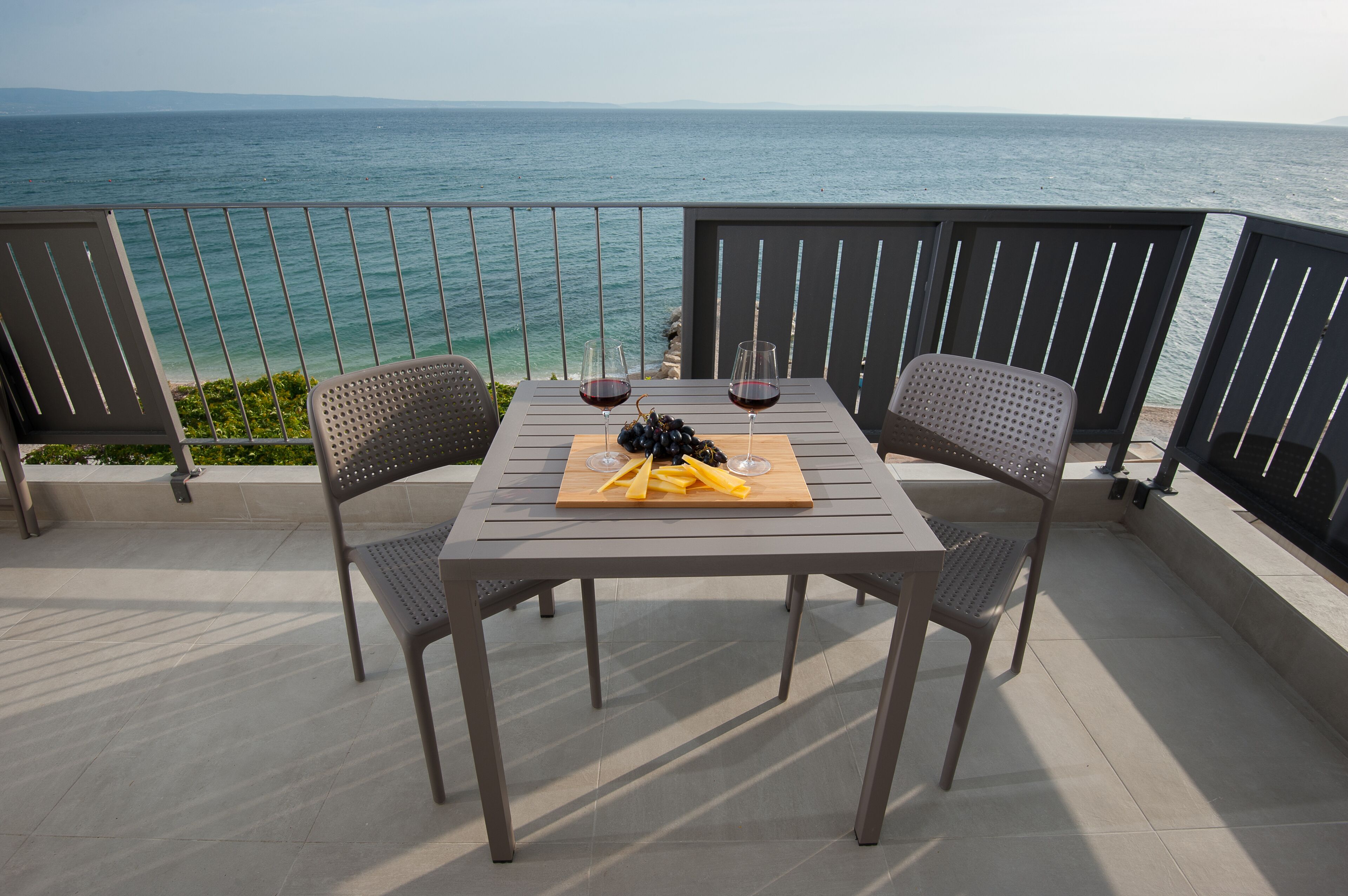 Seaside Luxury Suites