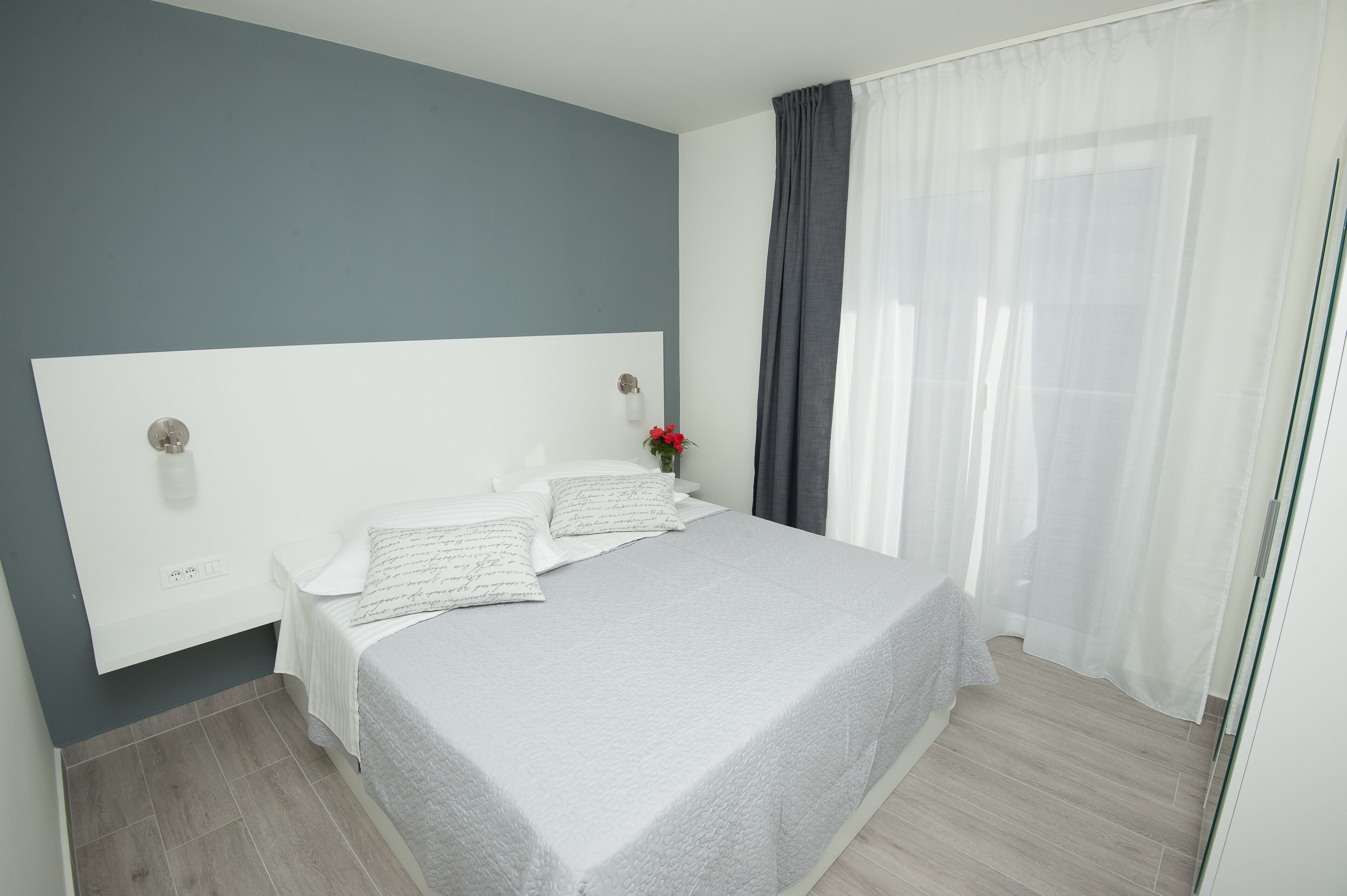 Seaside Luxury Suites